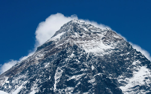 Mount Everest peak as seen from Kala Patthar